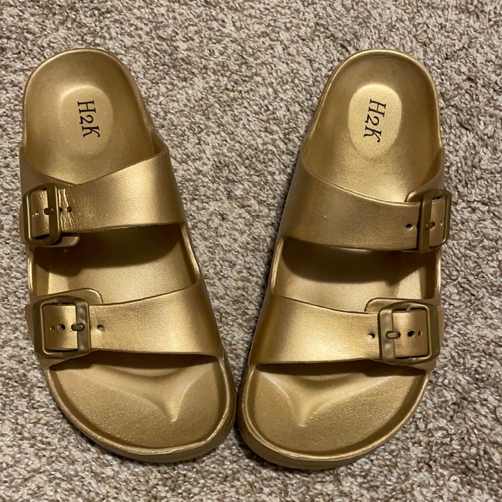 H2K brand EVA foam gold sandal